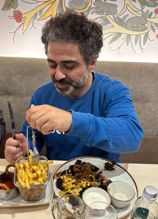 WhatsApp Image 2025-09-12 at 21.47.51 (1)